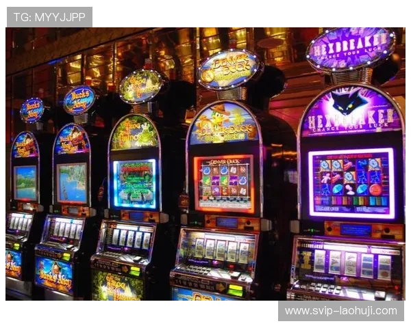 经典水果机老虎机777多样的游戏模式，满足不同玩家的娱乐需求